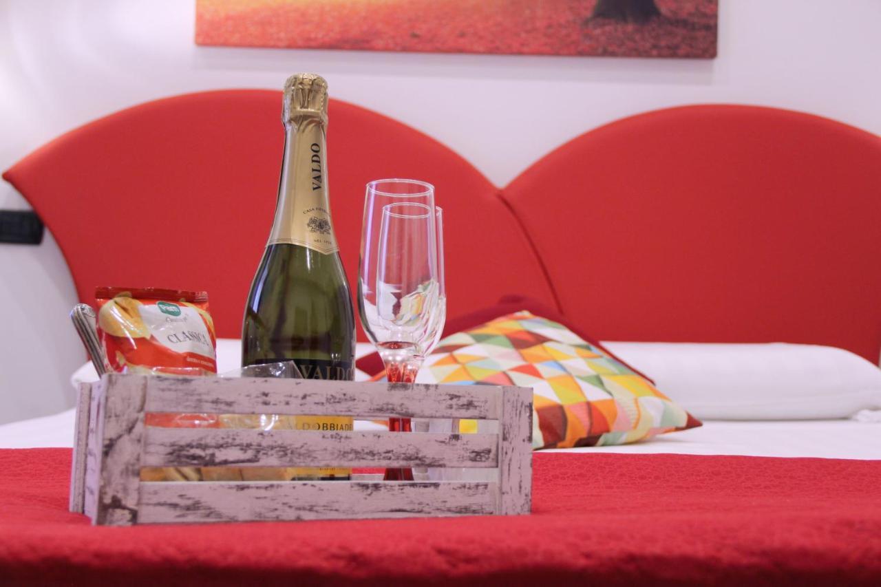 Lorenz Suites Trastevere Hill โรม ภายนอก รูปภาพ